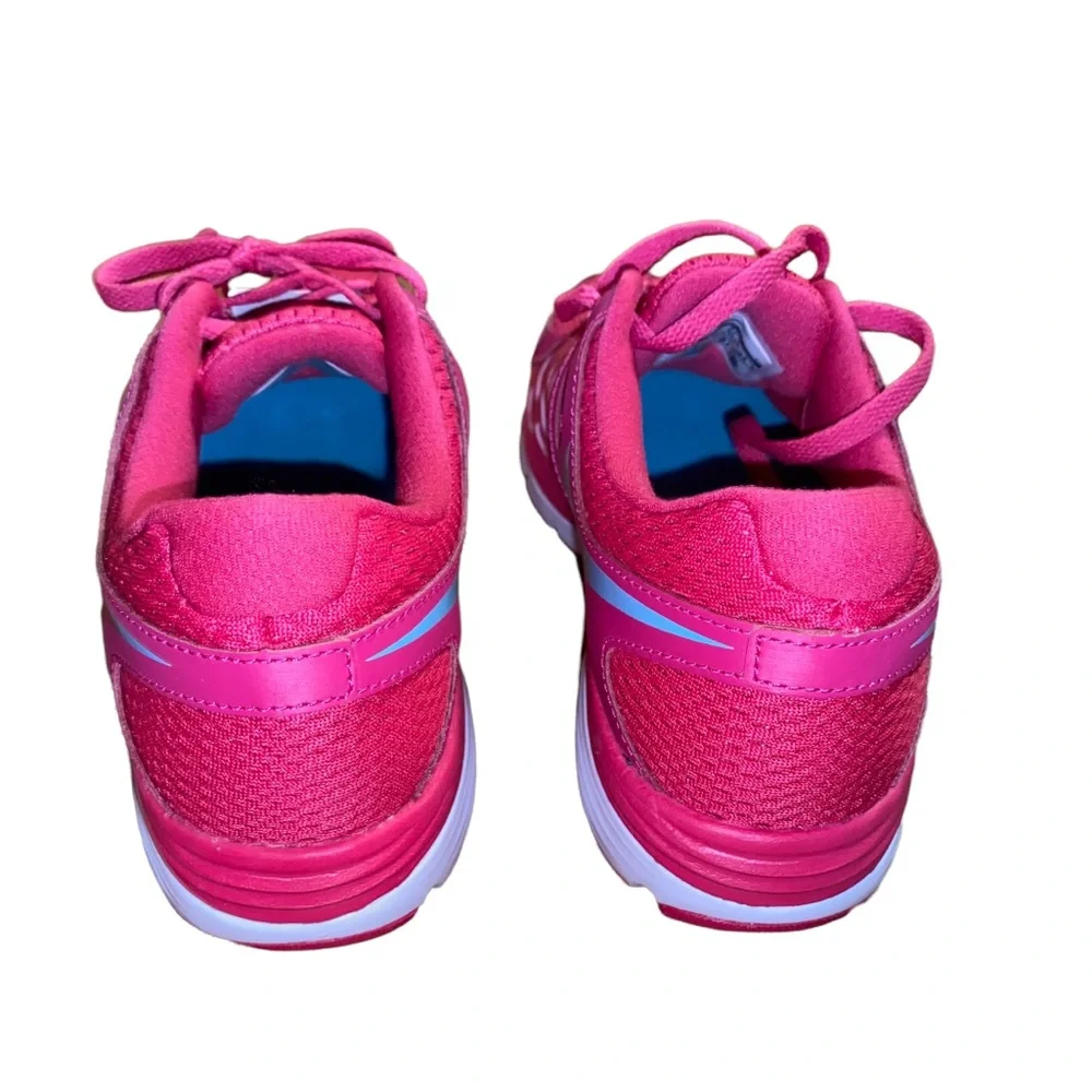 Nike NWT run 2 dual fusion, fitsole, hot pink running sneakers, size 6.5